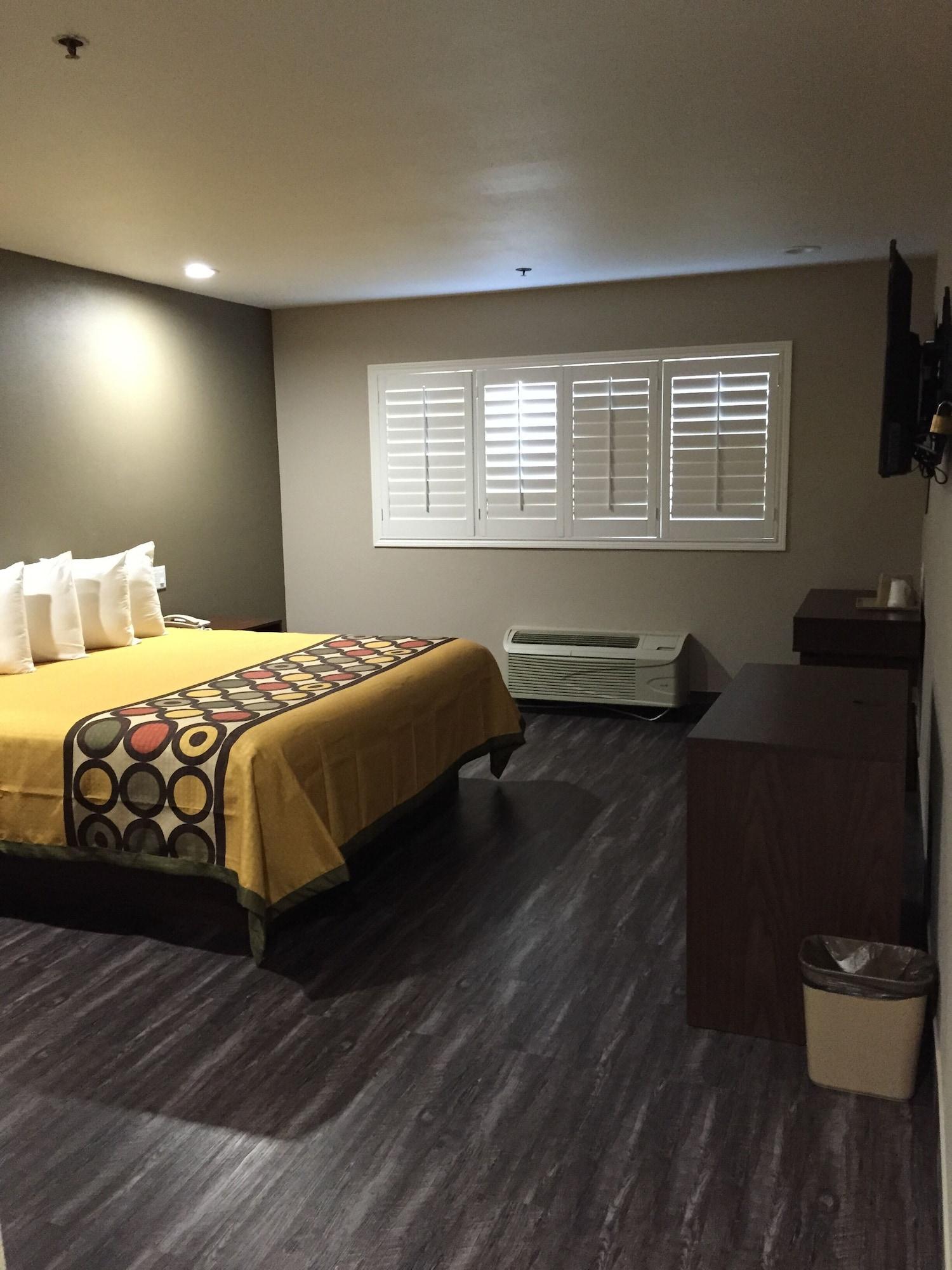 Super 8 By Wyndham National City Chula Vista Exteriér fotografie