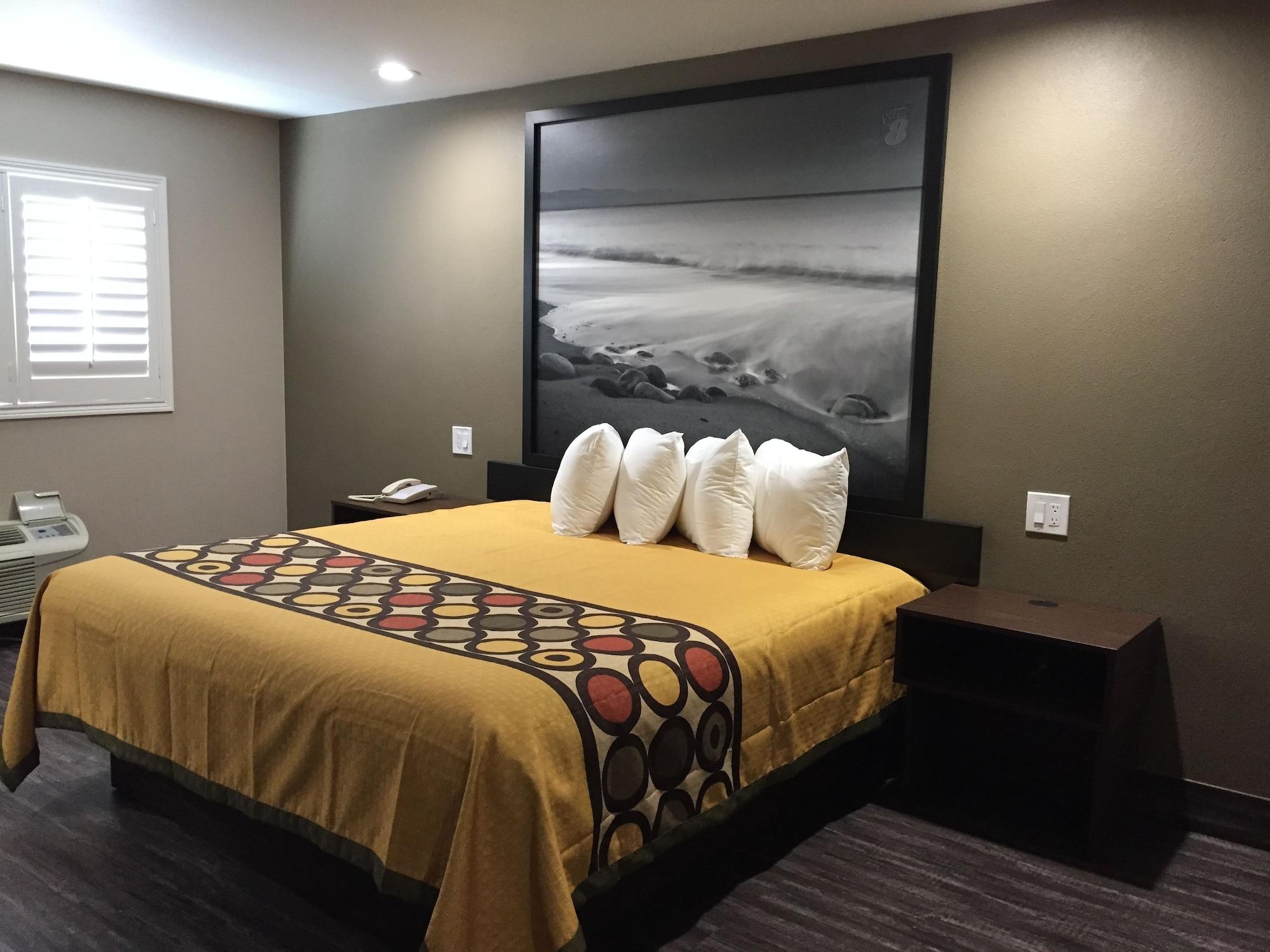 Super 8 By Wyndham National City Chula Vista Exteriér fotografie