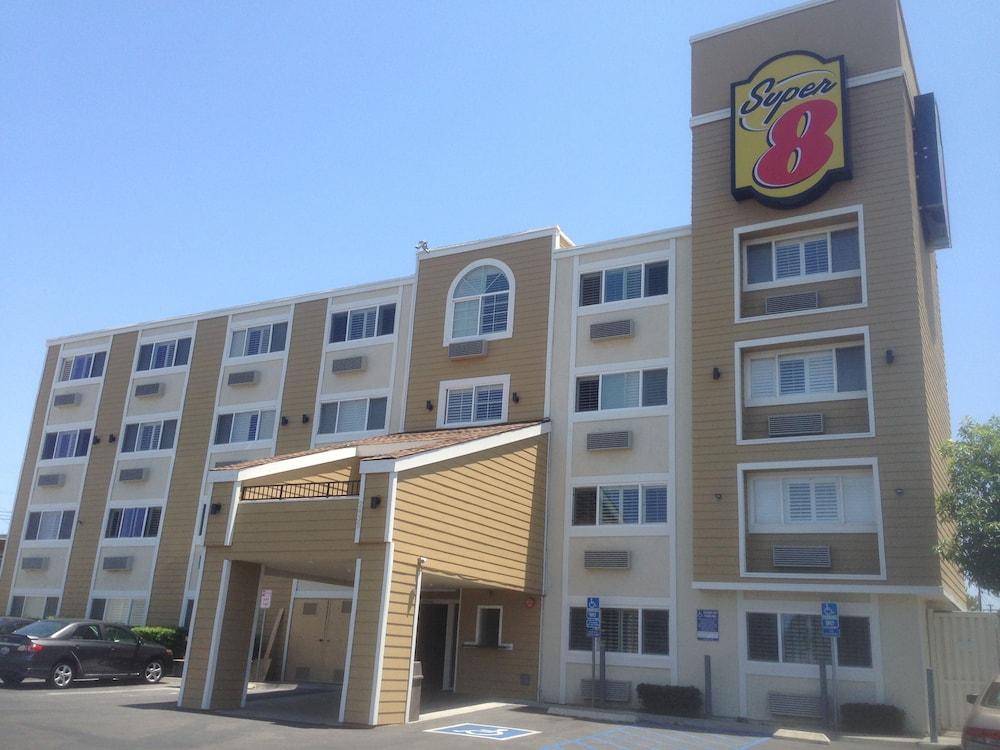 Super 8 By Wyndham National City Chula Vista Exteriér fotografie