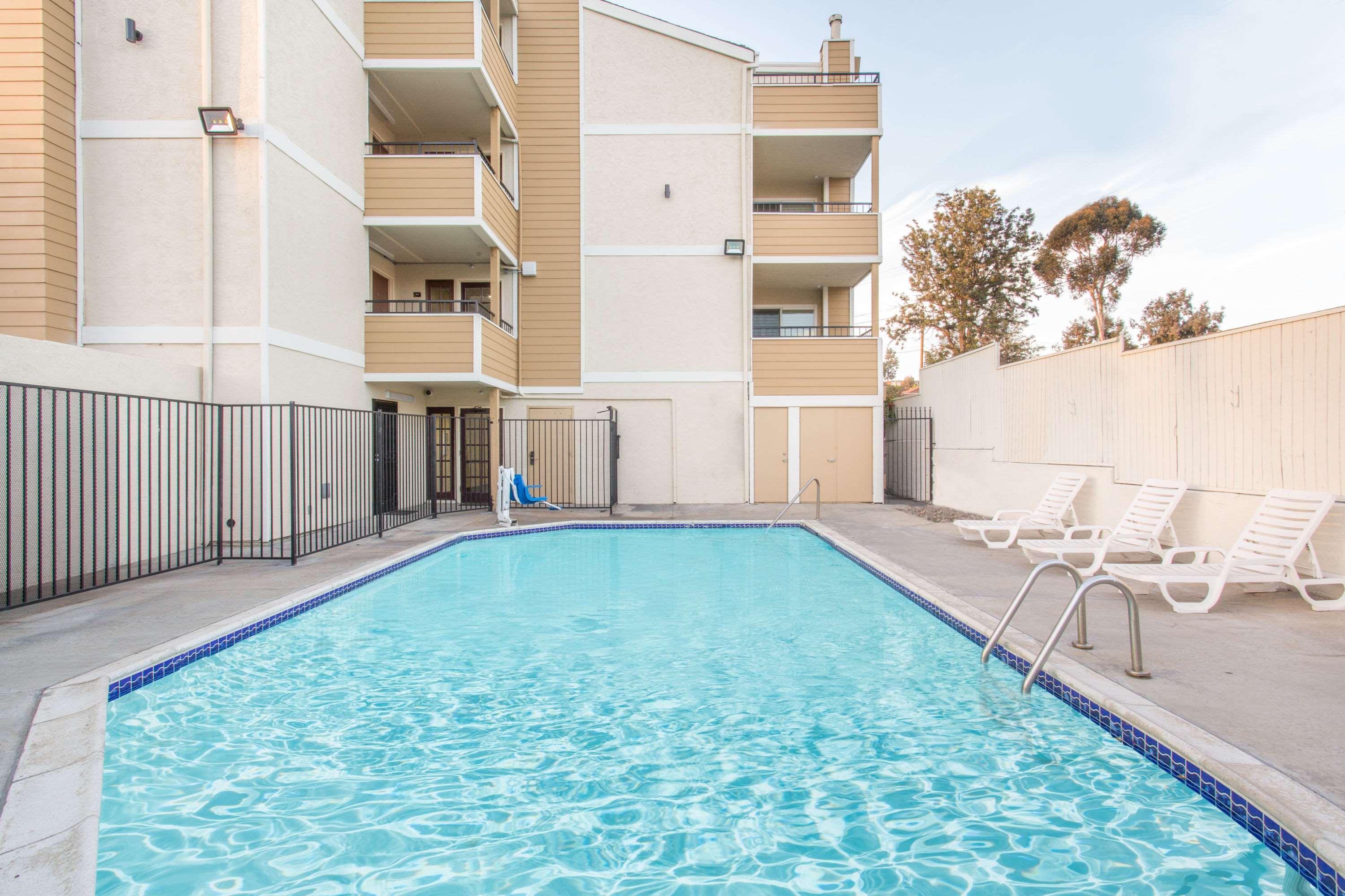 Super 8 By Wyndham National City Chula Vista Exteriér fotografie